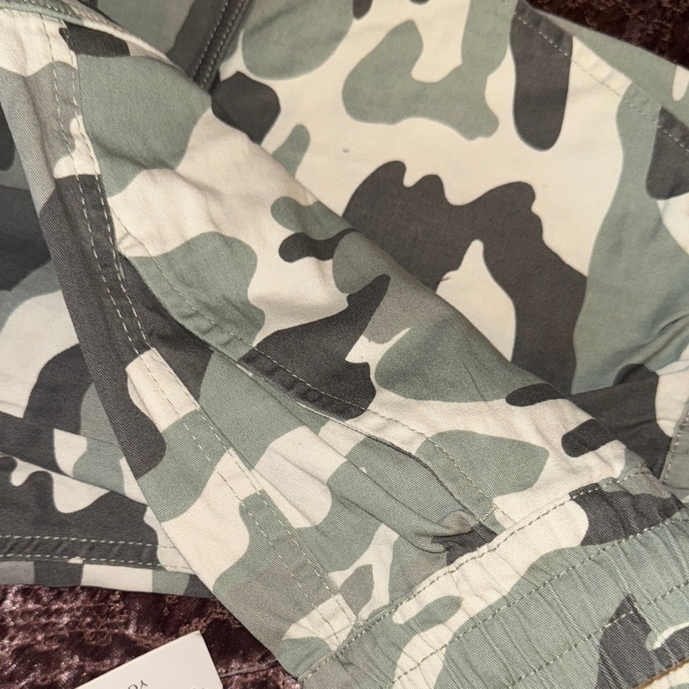Refuge Green Camouflage Cargo Joggers - Picture 10 of 16